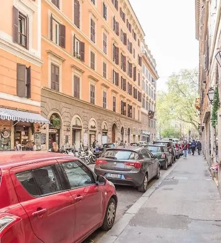 Raphi's Flat In Trastevere - The Heart Of Апартаменты *